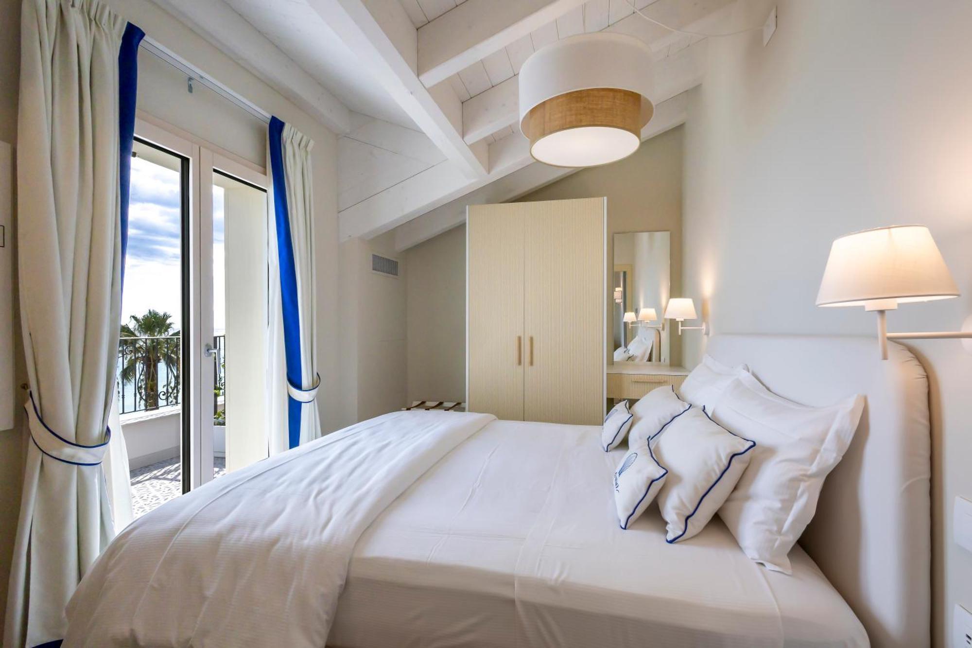 A'Mare Boutique Hotel & Spa ปิเอตราลิกูเร ภายนอก รูปภาพ
